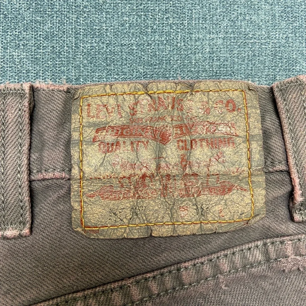 Levi's 505 Jeans Mens 38x30 Gray Denim Cotton Mid Rise Relaxed Fit Straight Leg